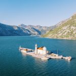 Our Lady of the Rocks 岩上聖母島